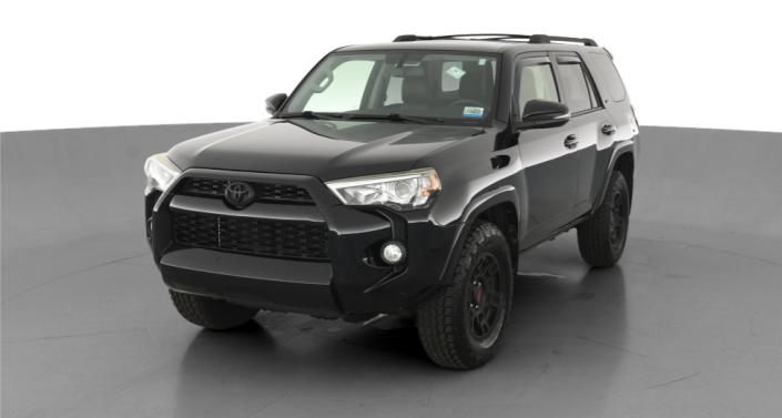 2016 Toyota 4Runner SR5 Hero Image