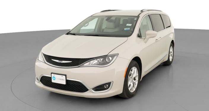 2017 Chrysler Pacifica  -
                  Hebron, OH