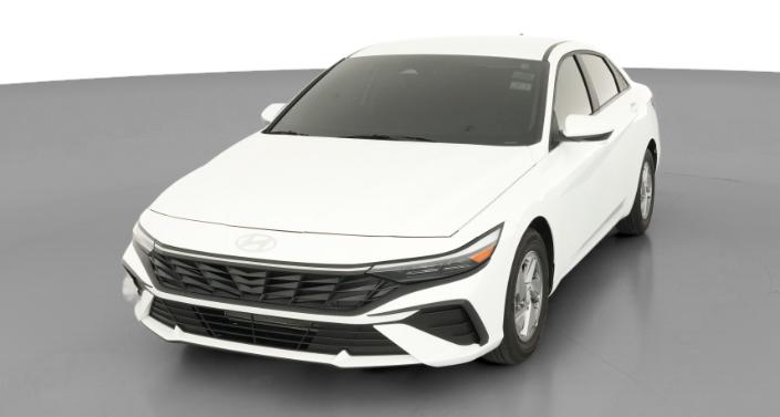 2024 Hyundai Elantra SE Hero Image
