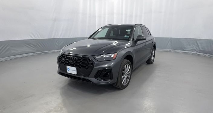 2024 Audi Q5 e Prestige Hero Image