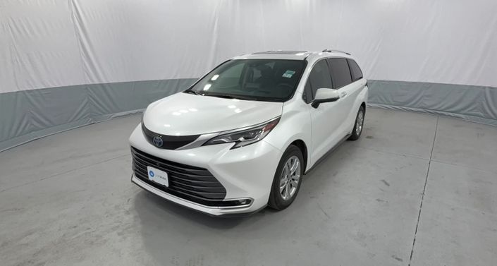 2022 Toyota Sienna Platinum -
                  Kansas City, MO