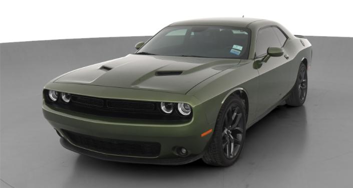 2019 Dodge Challenger SXT Hero Image