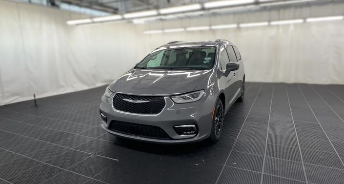 Thumbnail: 2022 Chrysler Pacifica - 1