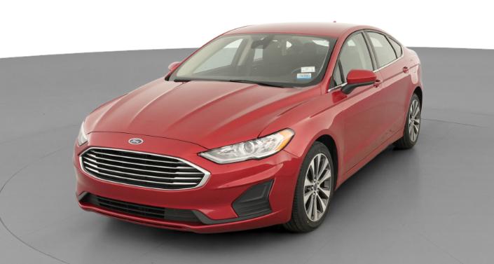 2020 Ford Fusion SE Hero Image