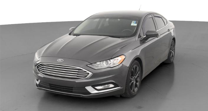 2018 Ford Fusion SE Hero Image
