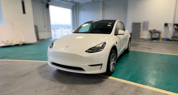 Thumbnail: 2021 Tesla Model Y - 1