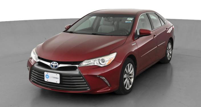 2017 Toyota Camry XLE Hero Image