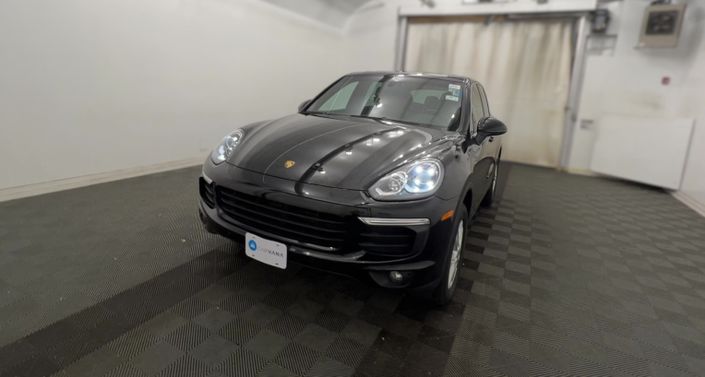 Thumbnail: 2016 Porsche Cayenne - 1