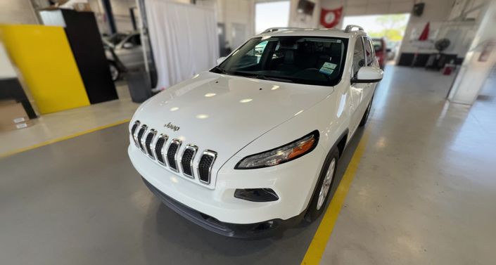 2018 Jeep Cherokee Latitude Hero Image
