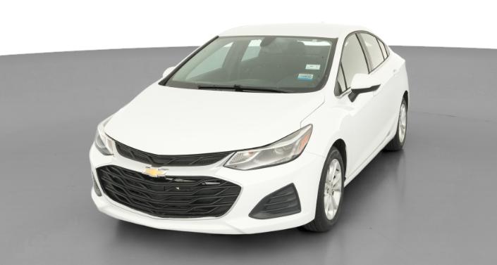 Thumbnail: 2019 Chevrolet Cruze - 1