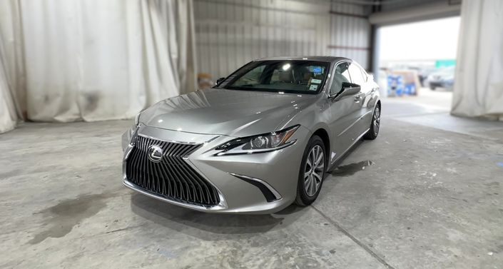 2019 Lexus ES 350 Hero Image