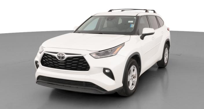 2021 Toyota Highlander LE Hero Image