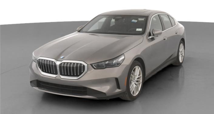 2024 BMW 5 Series 530i Hero Image