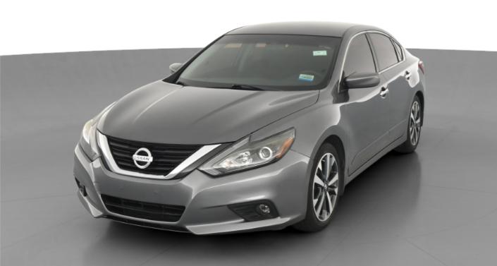 Thumbnail: 2017 Nissan Altima - 1