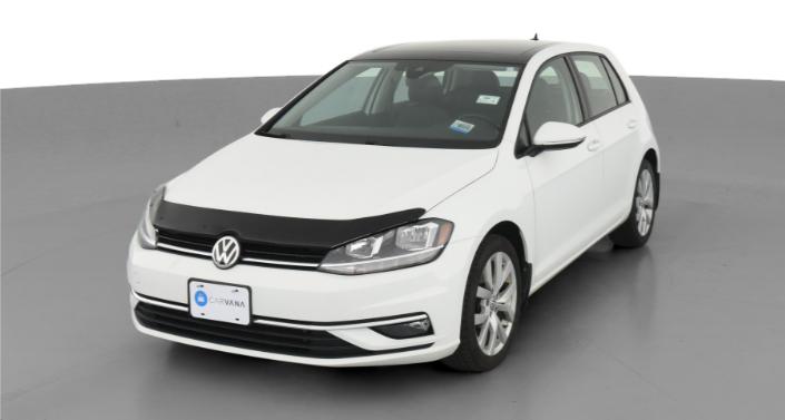 2019 Volkswagen Golf SE Hero Image