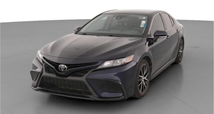 2022 Toyota Camry SE Hero Image