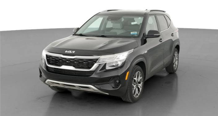 2022 Kia Seltos EX Hero Image