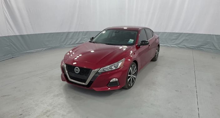 2022 Nissan Altima SR Hero Image