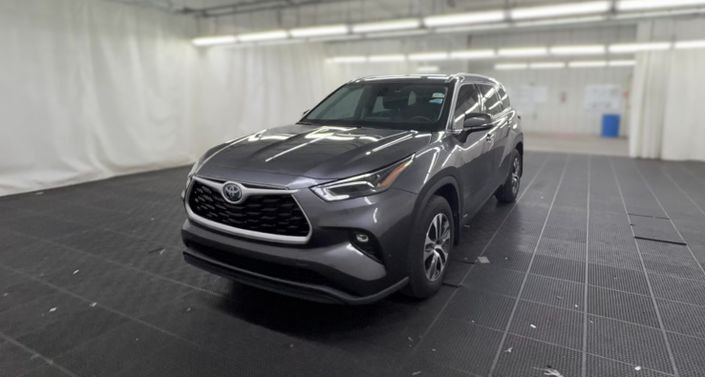 Thumbnail: 2022 Toyota Highlander - 1