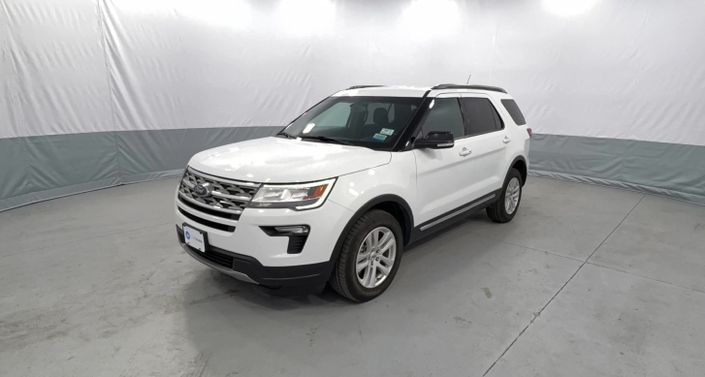 2018 Ford Explorer XLT Hero Image