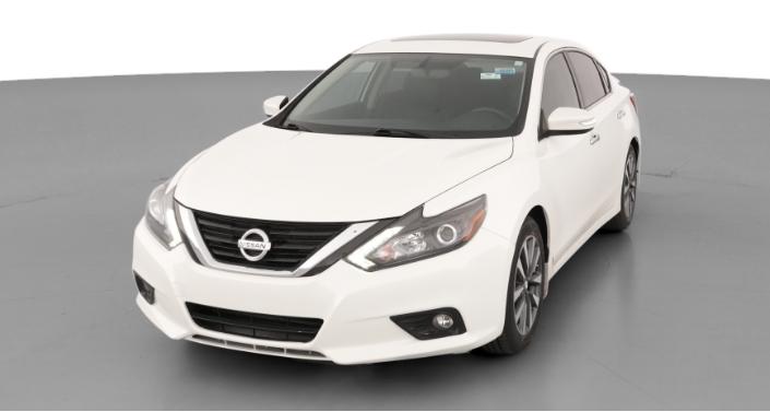 Thumbnail: 2017 Nissan Altima - 1