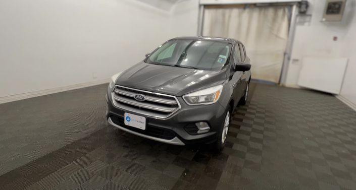 2017 Ford Escape SE Hero Image