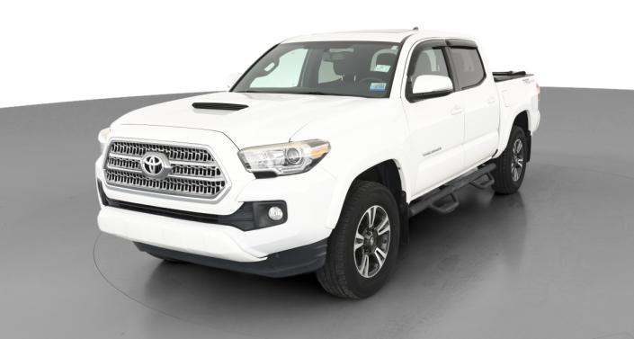 2017 Toyota Tacoma TRD Sport Hero Image