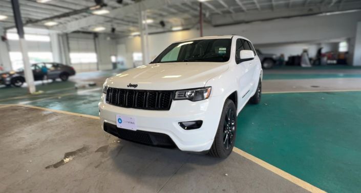 Thumbnail: 2018 Jeep Grand Cherokee - 1