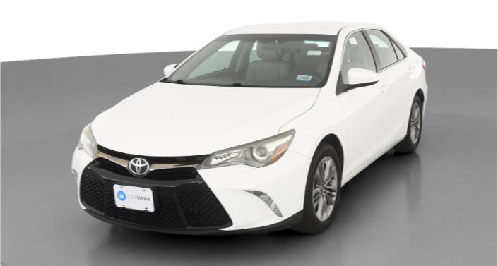 2017 Toyota Camry SE Hero Image