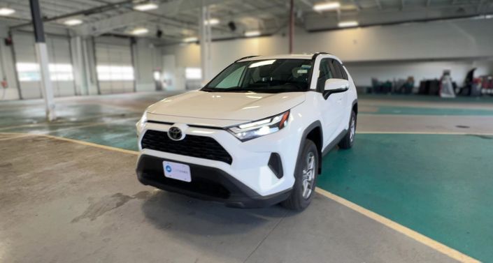 2022 Toyota RAV4 XLE Hero Image