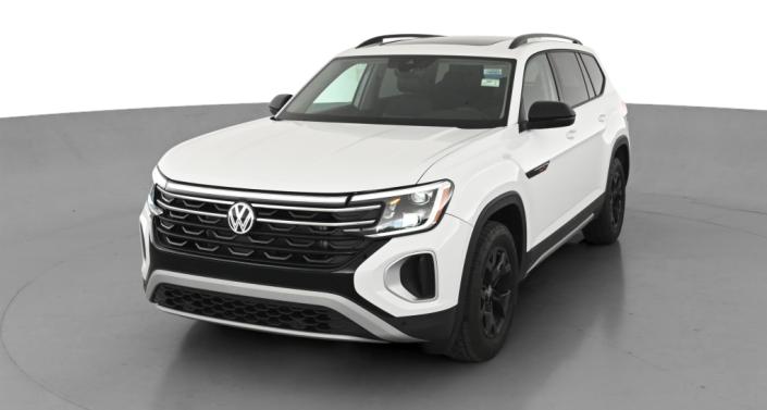 2024 Volkswagen Atlas Peak Edition SE Hero Image