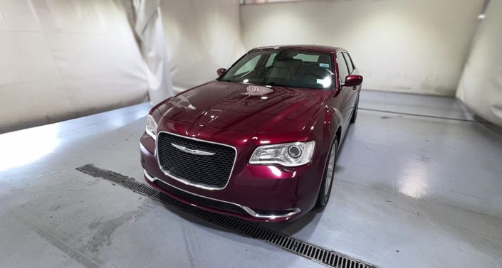 2019 Chrysler 300 Touring Hero Image