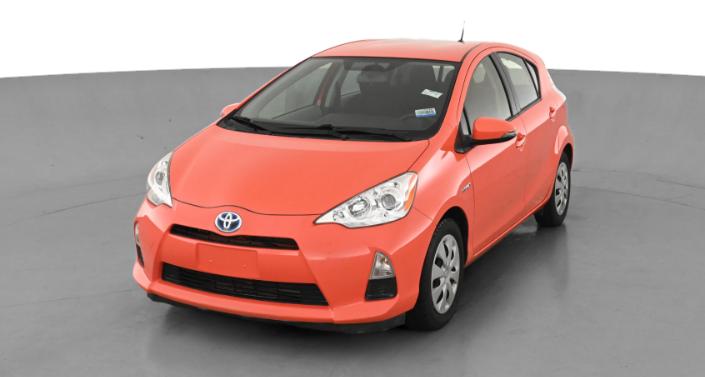 Thumbnail: 2014 Toyota Prius c - 1