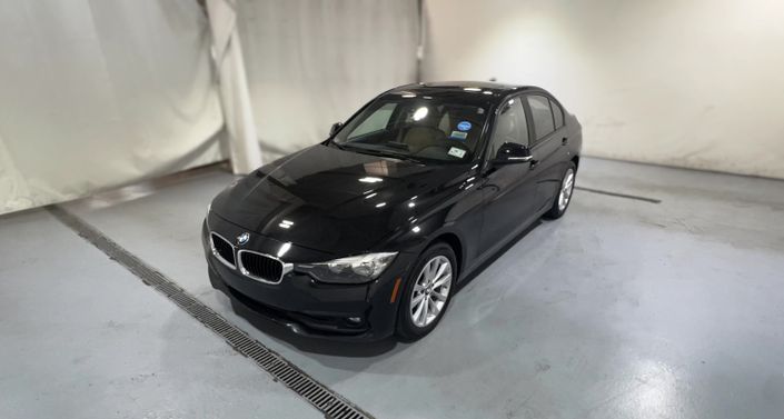 2017 BMW 3 Series 320i Hero Image