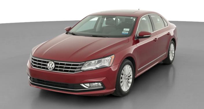 2016 Volkswagen Passat SE Hero Image