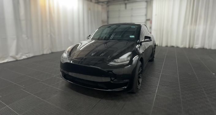 2022 Tesla Model Y Long Range Hero Image