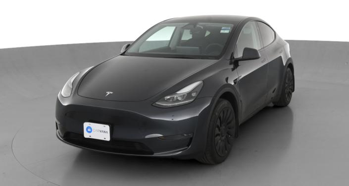 2024 Tesla Model Y Standard Range Hero Image