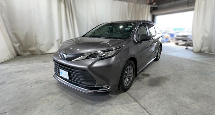 Thumbnail: 2022 Toyota Sienna - 1