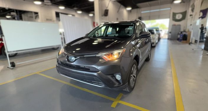 Thumbnail: 2016 Toyota RAV4 - 1