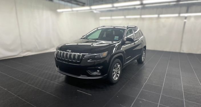 2019 Jeep Cherokee Latitude Hero Image