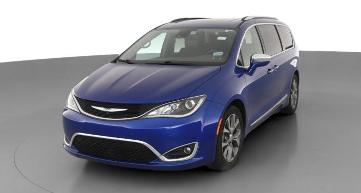 Thumbnail: 2018 Chrysler Pacifica - 1