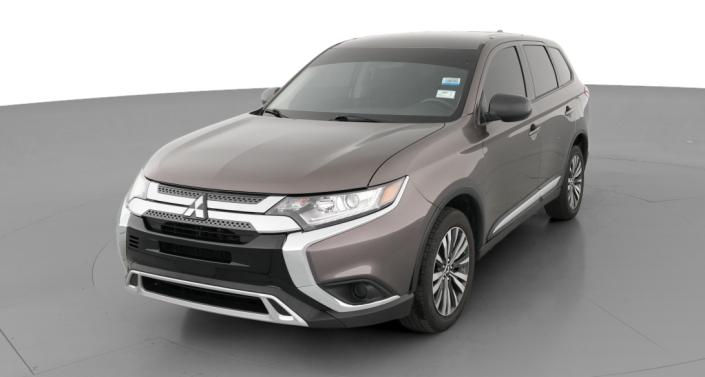 Thumbnail: 2020 Mitsubishi Outlander - 1
