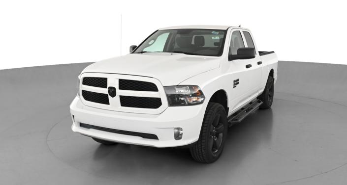 Thumbnail: 2019 RAM 1500 Classic - 1