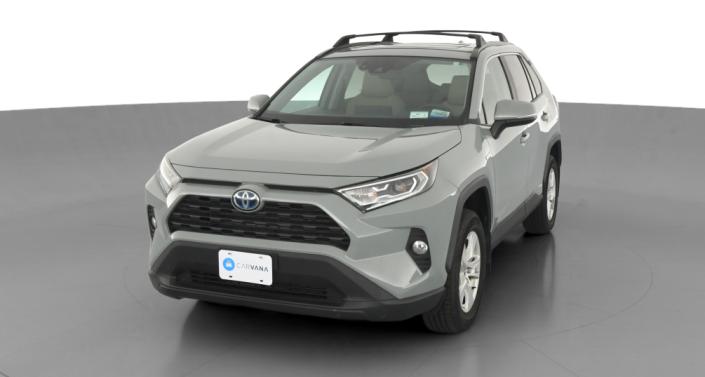 2020 Toyota RAV4 XLE Hero Image