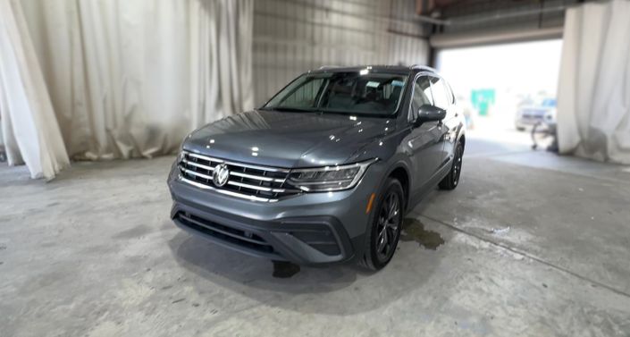 Thumbnail: 2024 Volkswagen Tiguan - 1