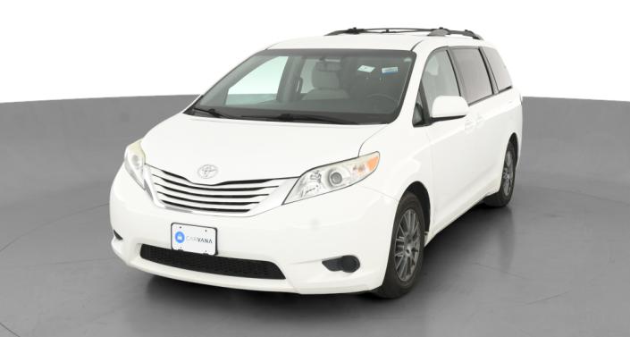 Thumbnail: 2017 Toyota Sienna - 1