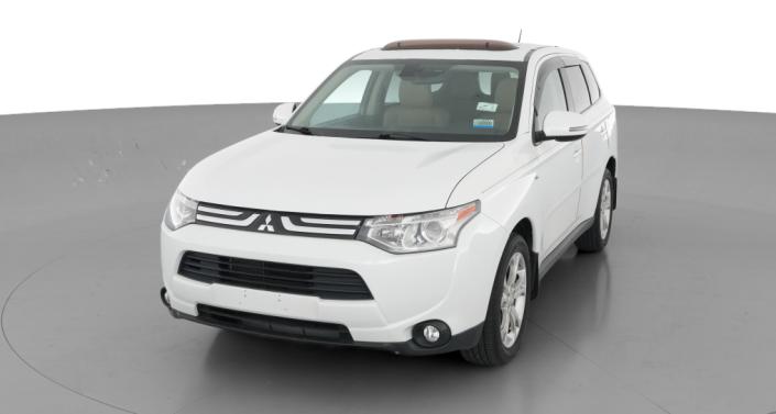Thumbnail: 2014 Mitsubishi Outlander - 1
