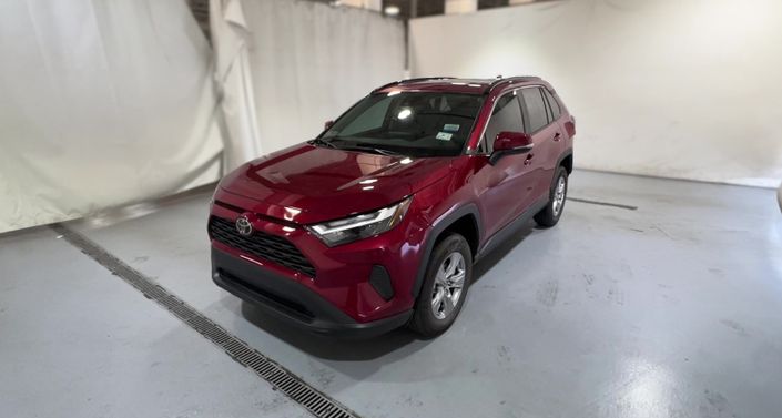 2022 Toyota RAV4 XLE Hero Image