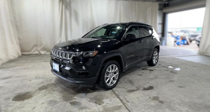 2024 Jeep Compass Latitude Hero Image