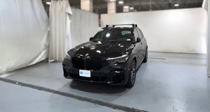 2022 BMW X5 xDrive45e Hero Image